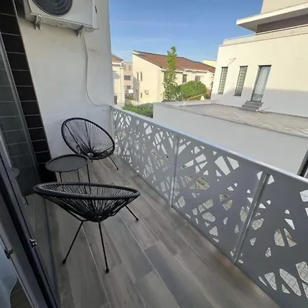 Apartment Luxury Modern 2 *